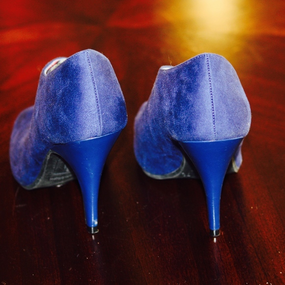 Christian Siriano blue Botties🔴 - Picture 2 of 4